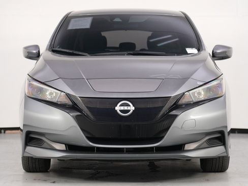 Used 2025 Nissan Leaf S image 6
