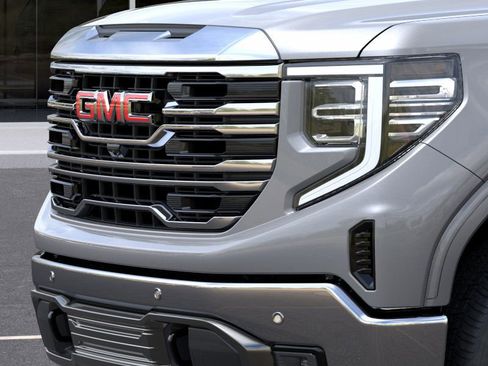 New 2026 GMC Sierra 1500 SLT image 13