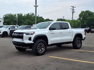 Used 2024 Chevrolet Colorado ZR2 w/ Technology Package AWD/4WD video 1