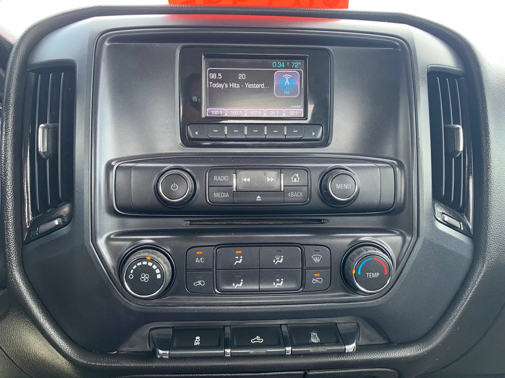 Used 2015 Chevrolet Silverado 2500 W/T AWD/4WD image 14