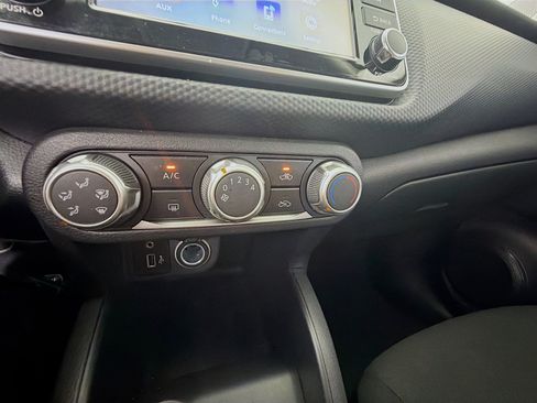 Used 2024 Nissan Kicks S FWD image 22
