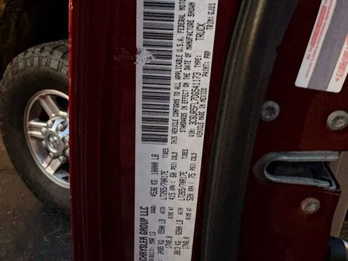 Used 2013 RAM 2500 Laramie w/ Convenience Group image 31