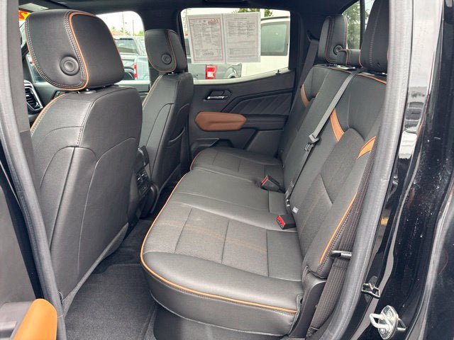 Used 2023 GMC Canyon AT4 w/ Canyon Safety Plus Package AWD/4WD image 19