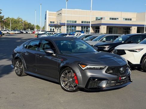 Used 2025 Acura Integra Type S FWD image 2
