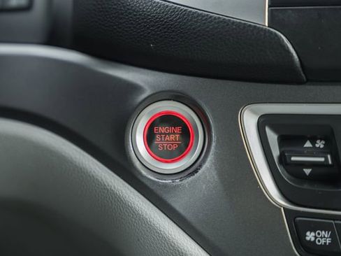 Used 2017 Honda Pilot LX image 26