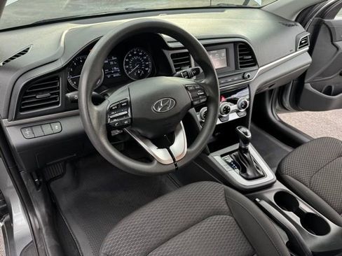 Used 2019 Hyundai Elantra SE w/ Cargo Package FWD image 57