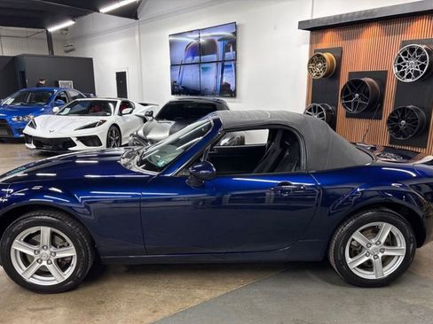 Used 2008 MAZDA MX-5 Miata Sport image 5