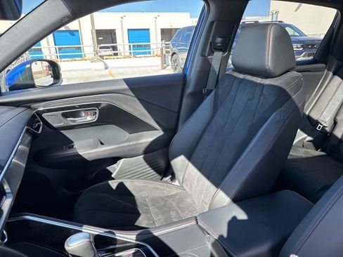 Certified 2025 Acura ADX A-Spec image 14