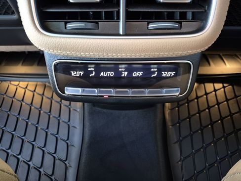Used 2026 Mercedes-Benz GLS 580 4MATIC image 24