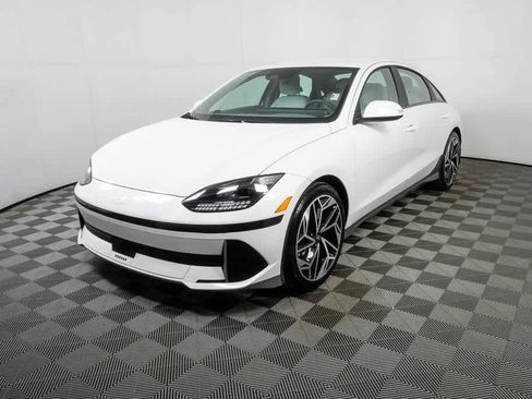 Used 2024 Hyundai Ioniq 6 SEL RWD image 24