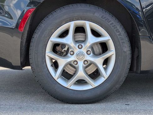 Certified 2020 Chrysler Pacifica Limited w/ Advanced Safetytec Group FWD image 12