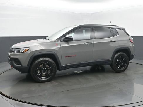 Used 2023 Jeep Compass Trailhawk w/ Trailhawk Convenience Group image 2