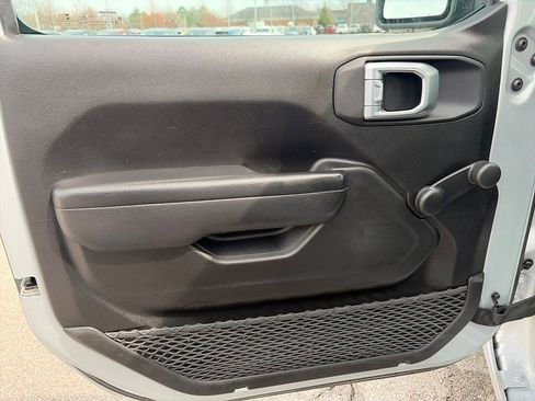 Used 2023 Jeep Wrangler Sport image 20