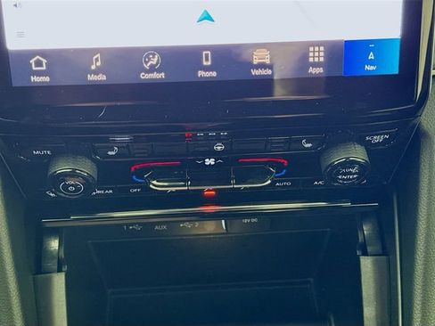 New 2025 Jeep Grand Cherokee L Limited w/ Black Appearance Package image 16