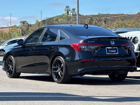 Used 2024 Honda Civic Sport image 5