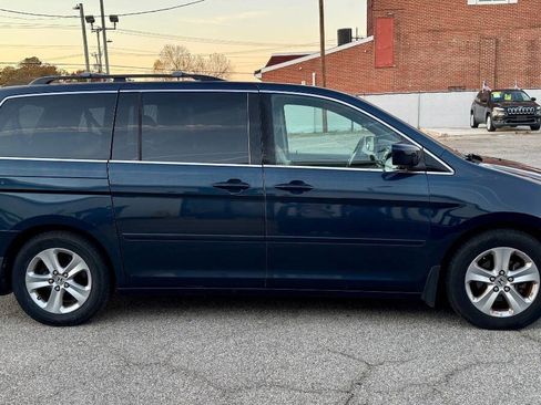 Used 2010 Honda Odyssey Touring image 5