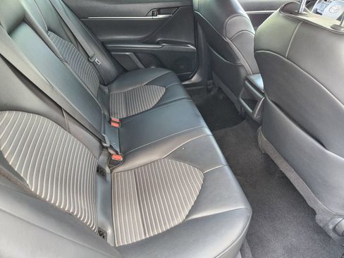 Used 2022 Toyota Camry SE FWD image 30