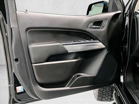 Used 2020 Chevrolet Colorado ZR2 w/ Colorado ZR2 Bison Edition AWD/4WD image 18