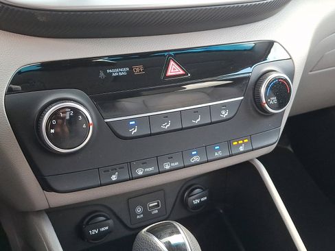 Used 2021 Hyundai Tucson Value AWD/4WD image 24