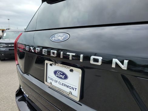New 2026 Ford Expedition Max Platinum AWD/4WD image 8