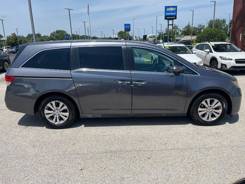 Used 2017 Honda Odyssey SE image 6