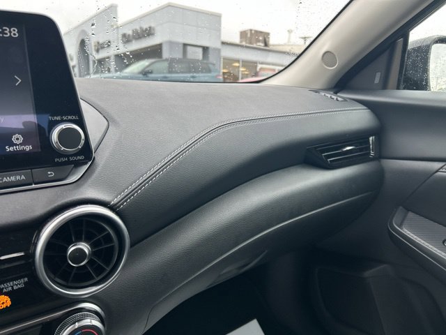Used 2025 Nissan Sentra SV FWD image 32