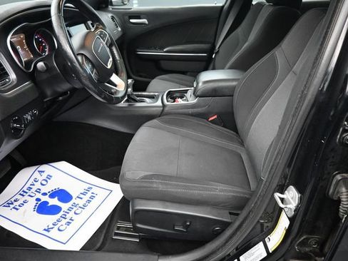 Used 2015 Dodge Charger SXT image 11
