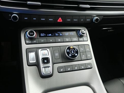 Used 2025 Hyundai Palisade SEL image 19