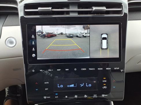 Used 2023 Hyundai Tucson Limited AWD/4WD image 13