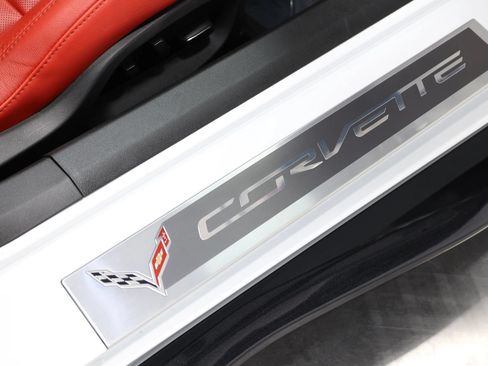 Used 2016 Chevrolet Corvette Z06 w/ 3LZ Preferred Equipment Group RWD image 80