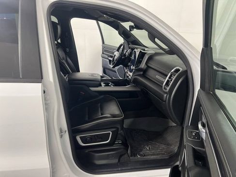 Used 2023 RAM 1500 Laramie AWD/4WD image 29