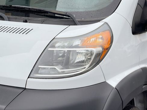 Used 2016 RAM ProMaster 2500 w/ Interior Convenience Group image 28