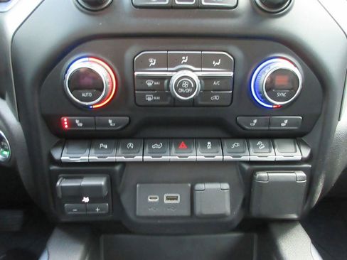 Certified 2019 Chevrolet Silverado 1500 LT Trail Boss image 33