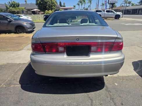 Used 2002 Buick Century Custom w/ Western Region Pkg FWD image 4