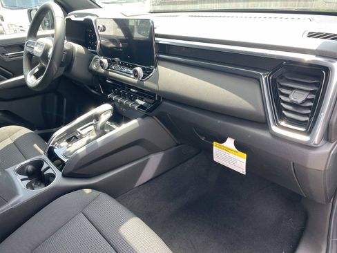 New 2026 GMC Canyon Elevation w/ Convenience Package RWD image 29