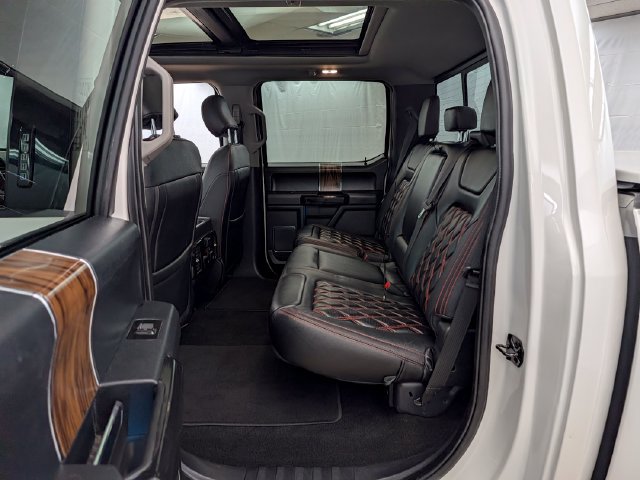 Used 2019 Ford F150 Lariat w/ Equipment Group 502A Luxury AWD/4WD image 25