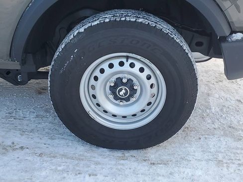 New 2025 Ford Bronco 4-Door image 32