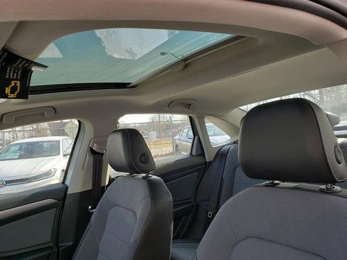 New 2026 Volkswagen Jetta SE image 7