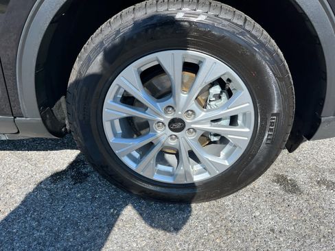 Used 2023 Ford Escape Active w/ Tech Pack #1 AWD/4WD image 35