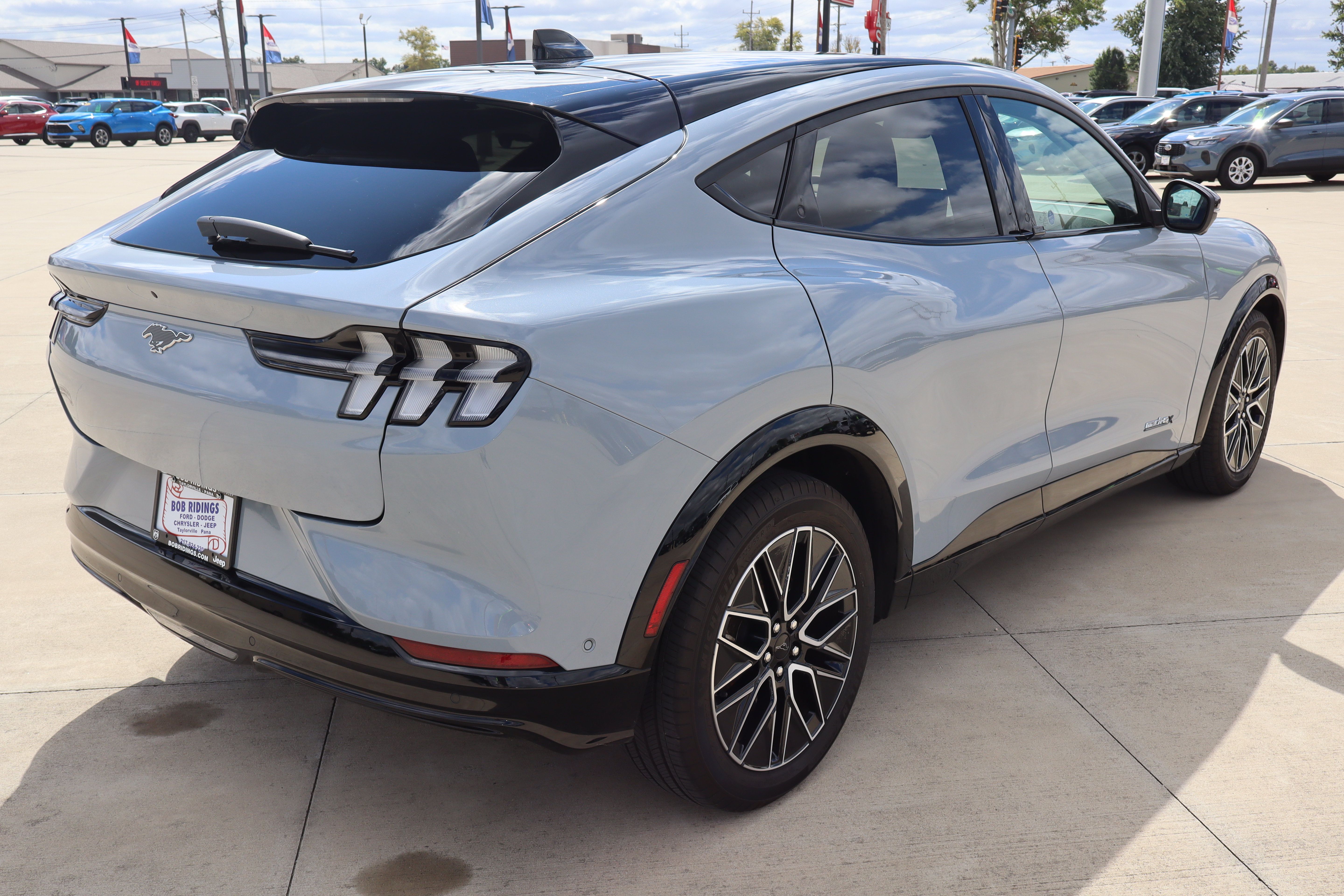 Used 2024 Ford Mustang Mach-E Premium AWD/4WD image 5