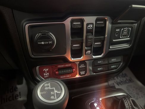 New 2026 Jeep Wrangler Unlimited Rubicon AWD/4WD image 15