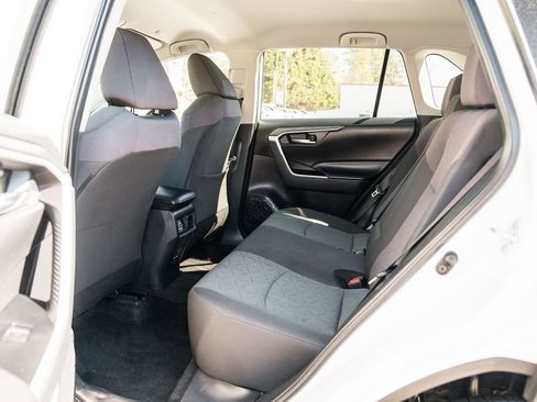 Certified 2024 Toyota RAV4 XLE image 27