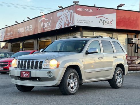 Used 2006 Jeep Grand Cherokee Overland image 2