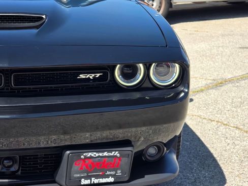 Used 2018 Dodge Challenger SRT w/ Technology Group RWD image 3