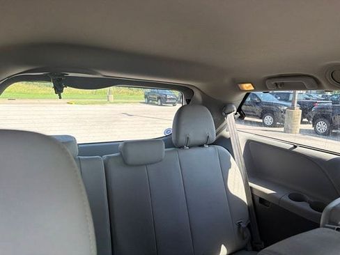 Used 2017 Toyota Sienna XLE Premium FWD image 15