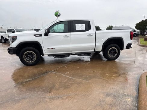 Used 2024 GMC Sierra 1500 AT4X AWD/4WD image 4