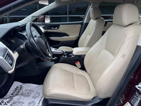 Used 2018 Honda Clarity Touring image 2