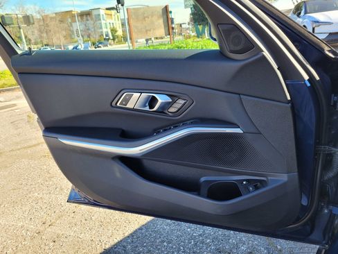 Used 2022 BMW 330e xDrive w/ Premium Package image 15