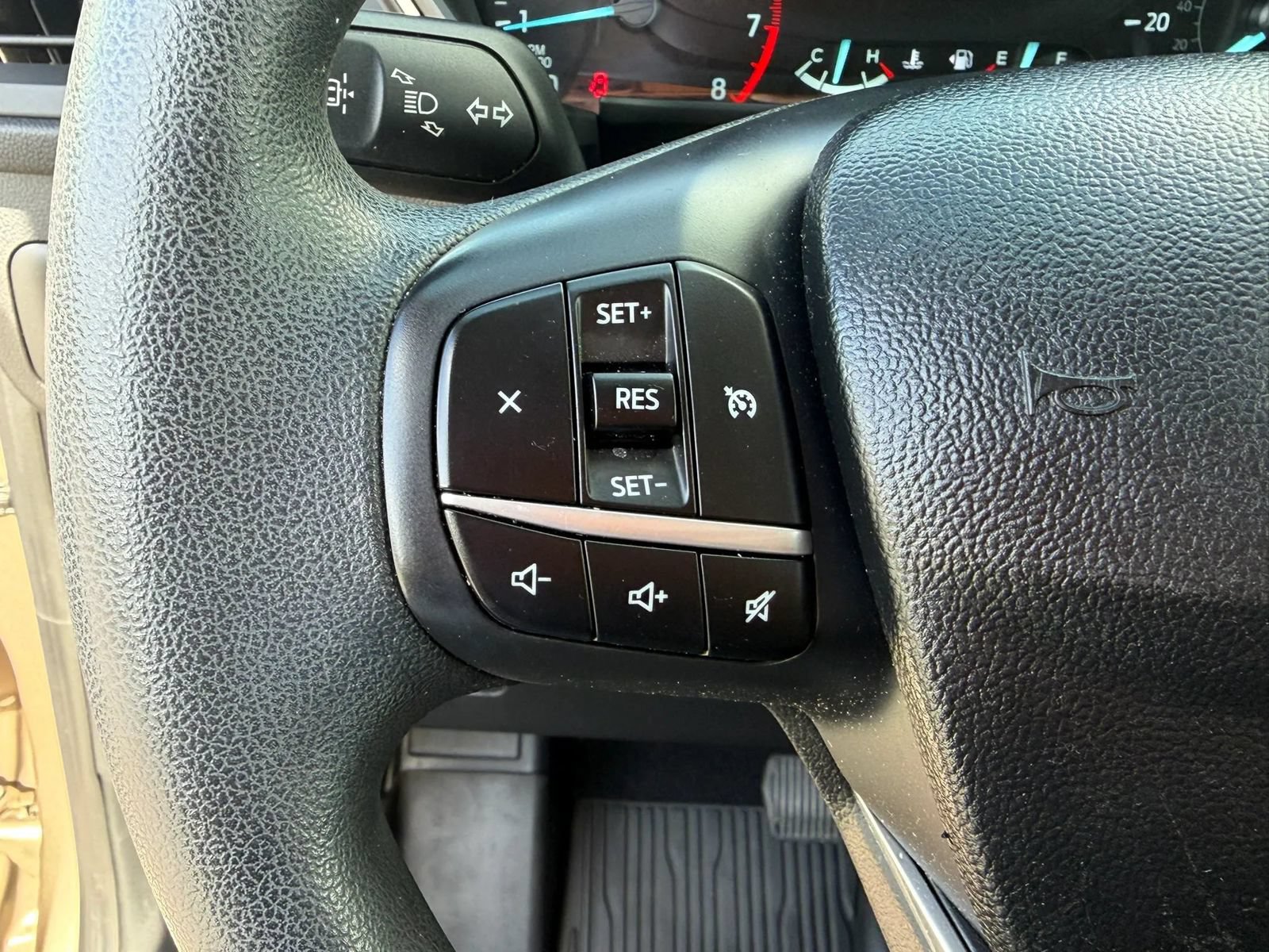 Used 2020 Ford Escape SE AWD/4WD image 14