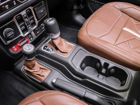 Used 2024 Jeep Wrangler Unlimited Rubicon 392 AWD/4WD image 71